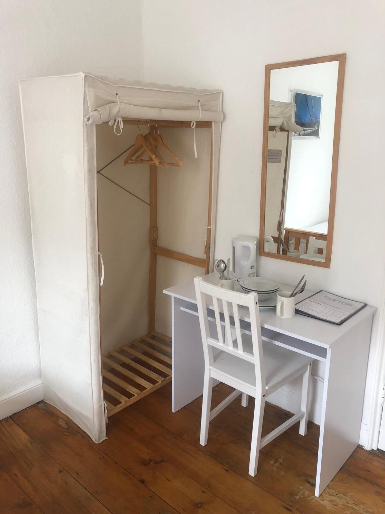 St Paul's Road Townhouse - By Clifton Short Lets